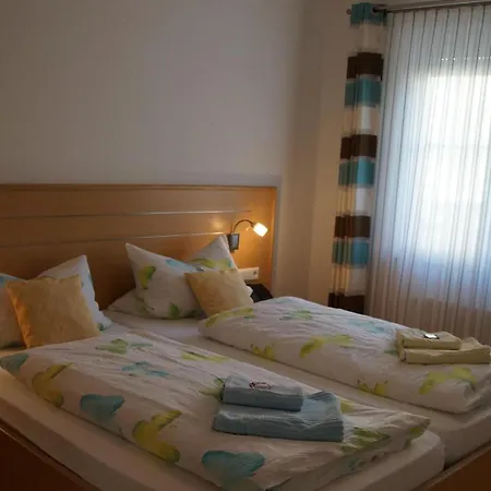 Am Moselufer * Cochem