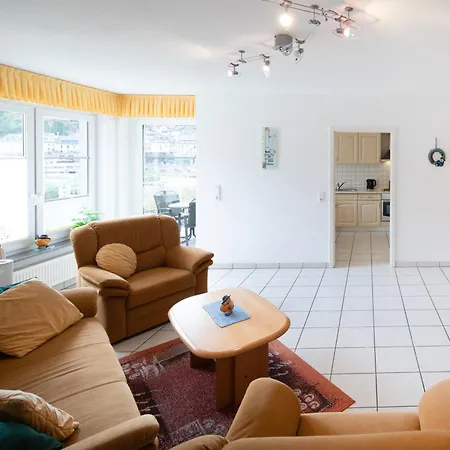 Апартаменты Am Moselufer *