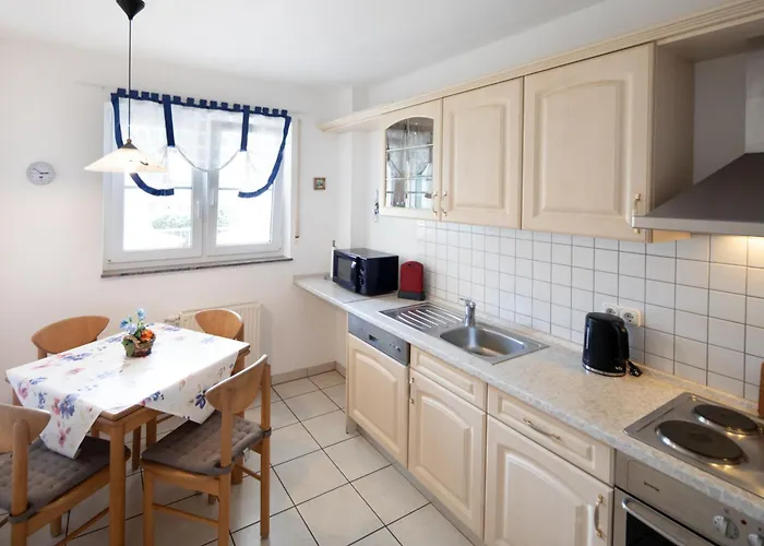 Am Moselufer Кохем